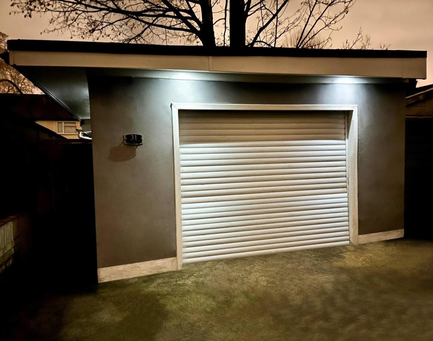 Boutique Backyard Bungalow - Brimsdown Enfield Exteriér fotografie